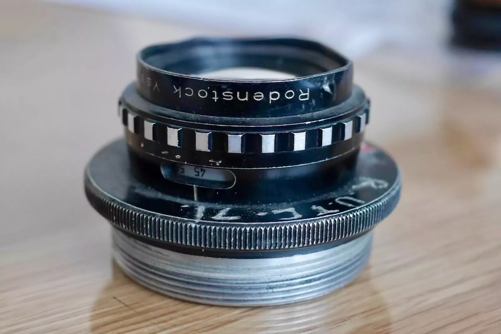 Rodenstock Ysaron 150mm f4.5 enlarger lens.